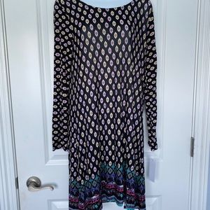 NWT Black patterned long sleeved dress